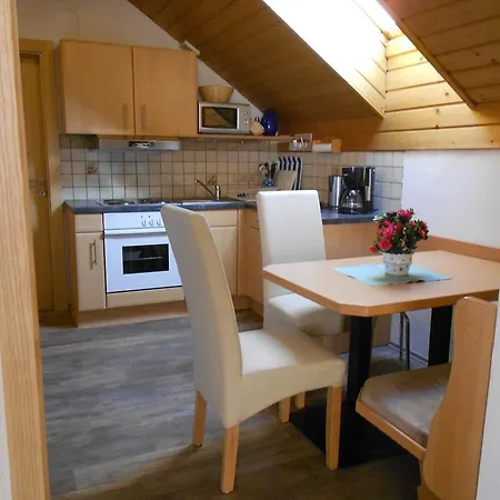 Haus Jank * ويسنسي